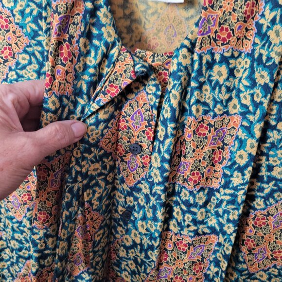 Vintage Evan Picone Floral Print Button-Up Blouse With Tie Neck & Long Sleeves - Picture 4 of 14